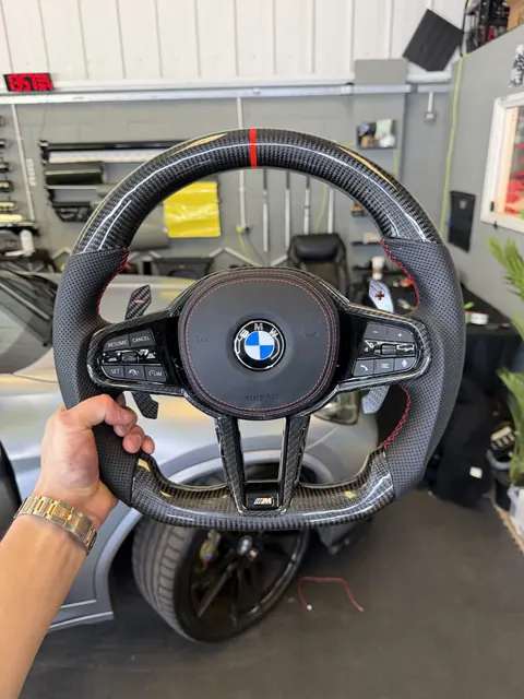 Custom carbon steering wheel